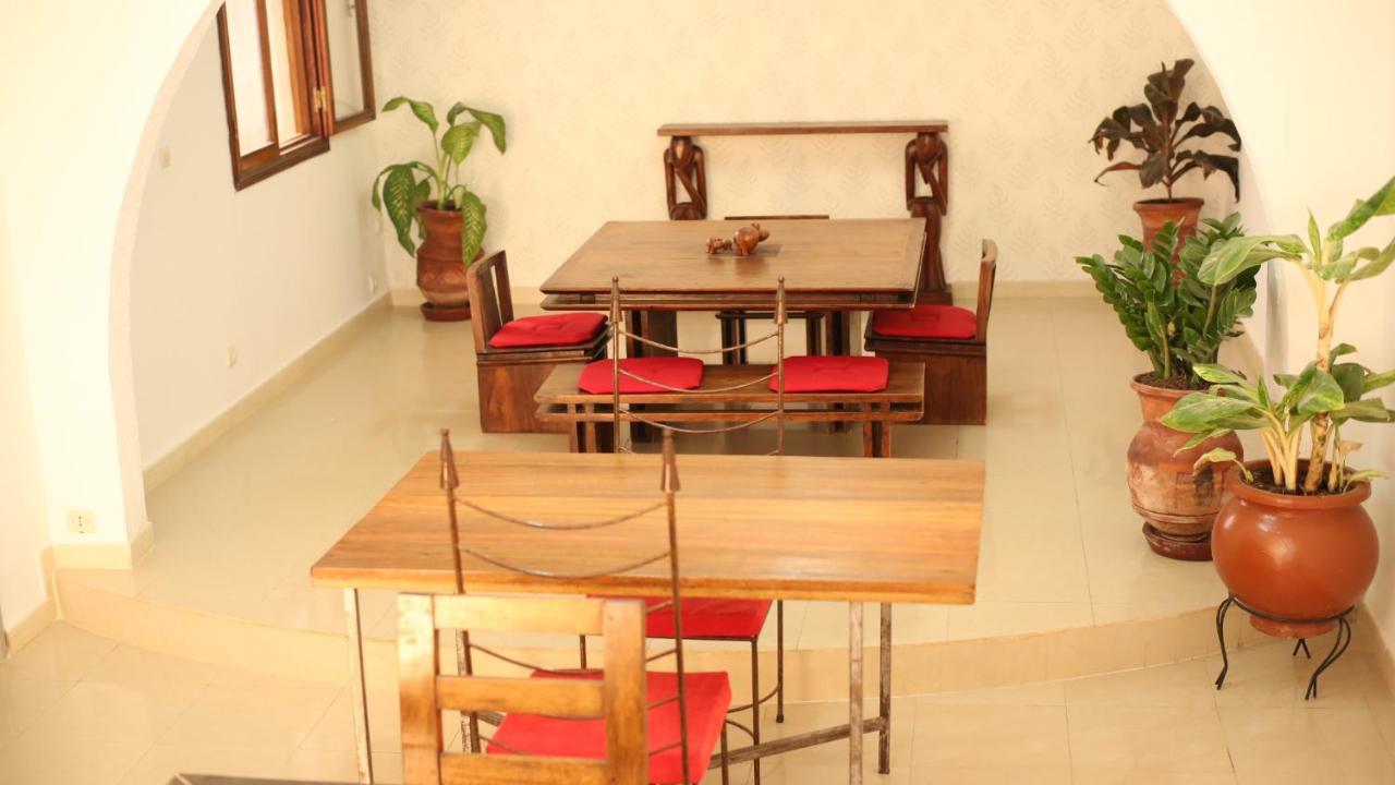 Illiyin Boutique Hotel Dakar Exterior foto