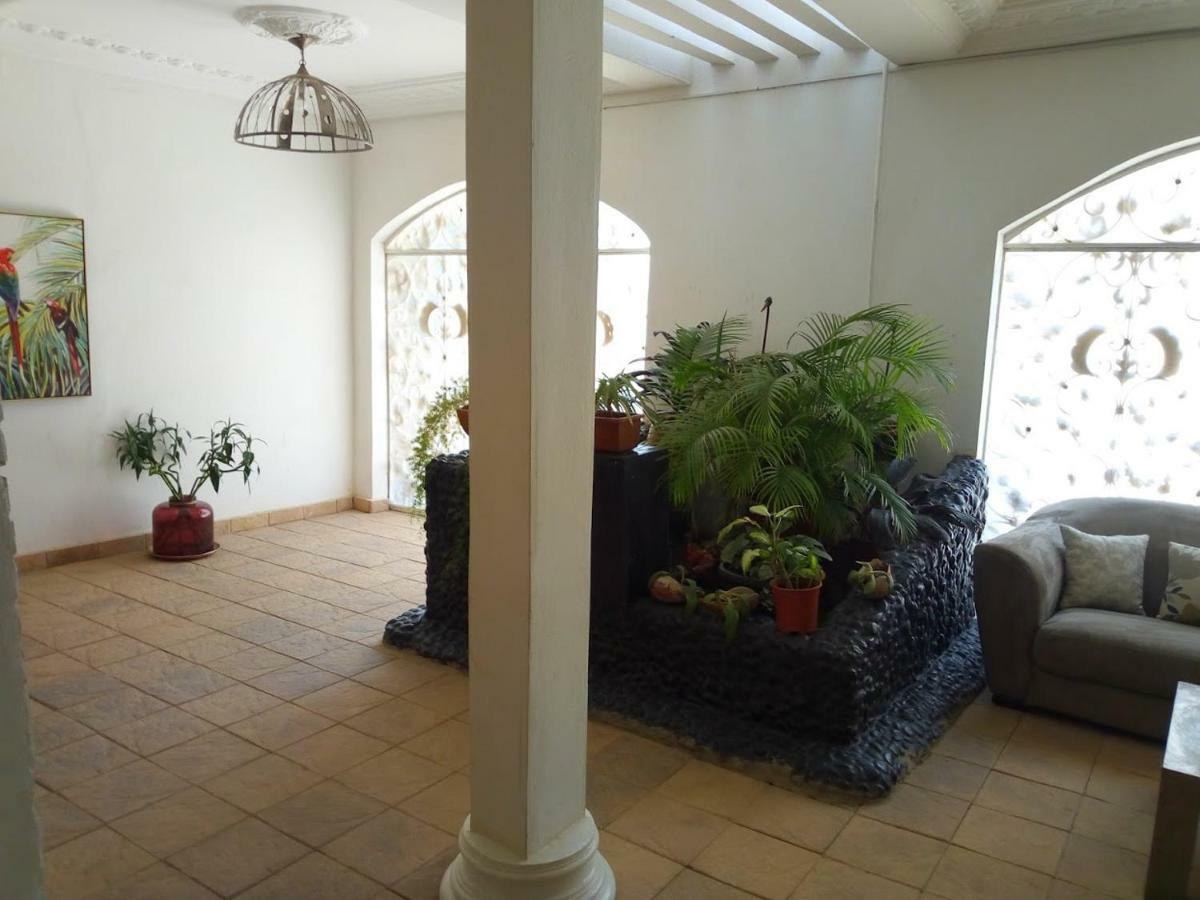 Illiyin Boutique Hotel Dakar Exterior foto